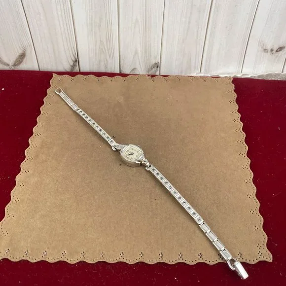 Vintage Bulova Diamond Watch 23 Jewel MVT.10K White Gold Filled Spinel Bracelet - Picture 4 of 7